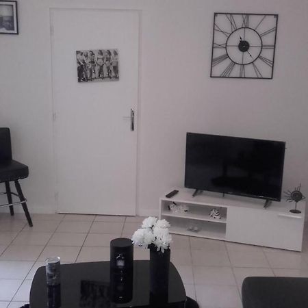 Chez Zazouilles Apartment По Екстериор снимка