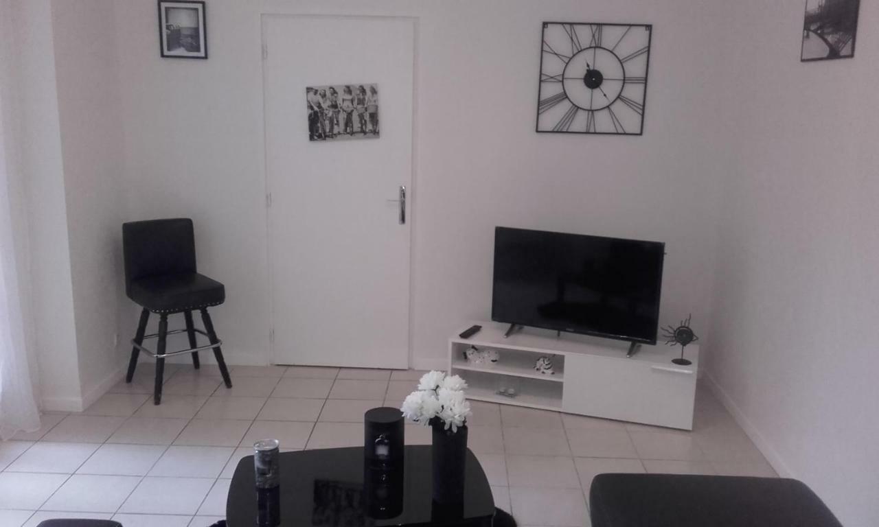 Chez Zazouilles Apartment По Екстериор снимка